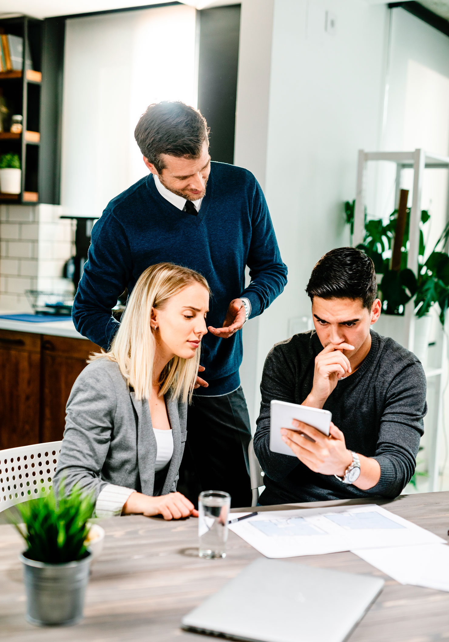 Equipo de Web360 en la oficina — agencia de marketing digital Buenos Aires